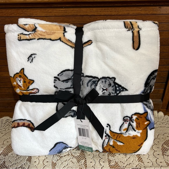 Vera Bradley 80 x 50 essential throw A Cats Life NWT - Picture 2 of 4